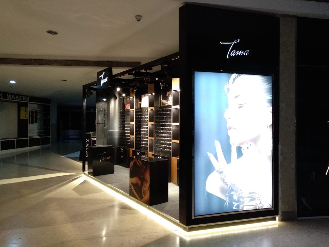 Custom Kiosks project image 20